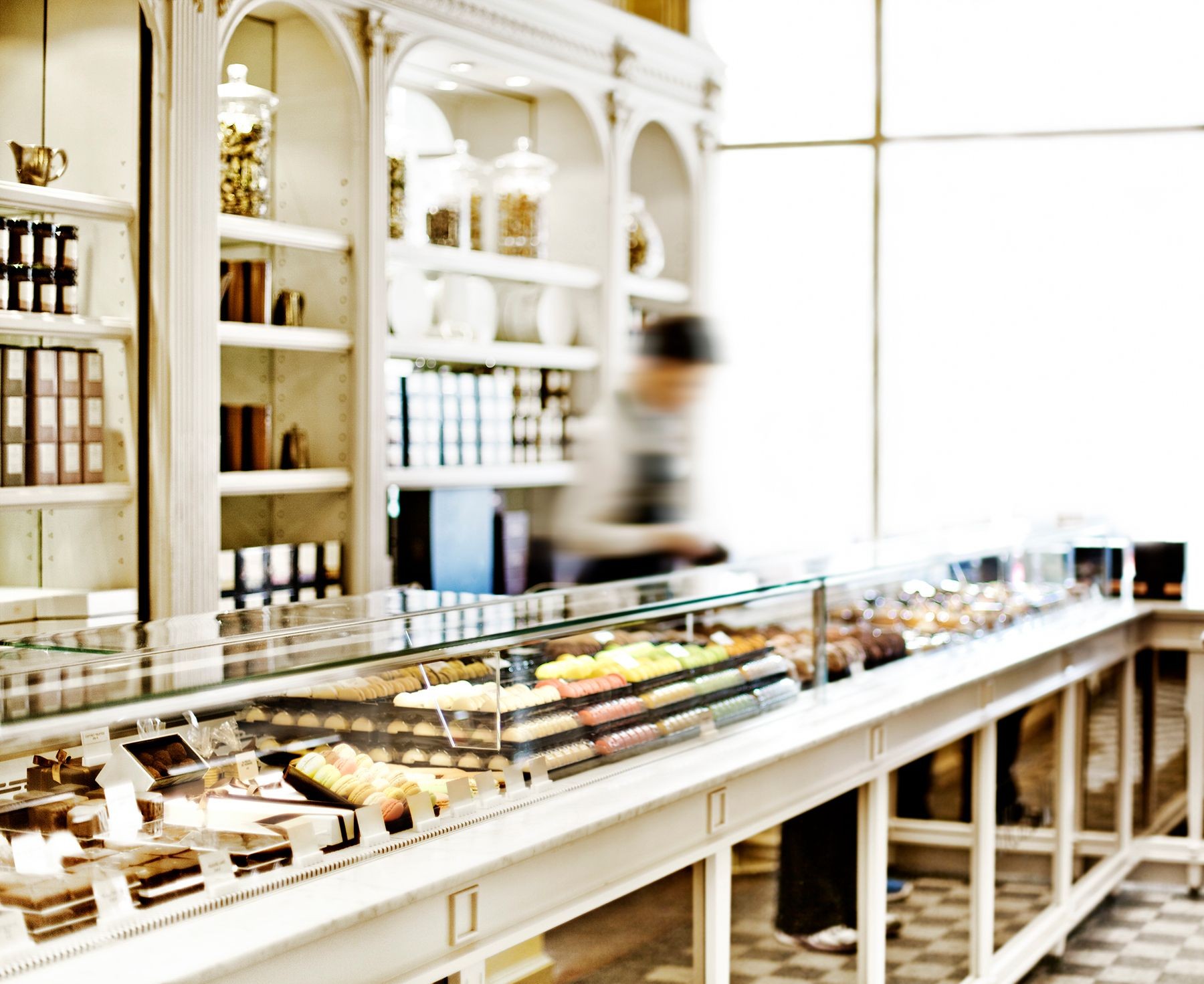 Pastry shop in Paris